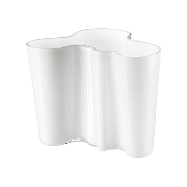 Iittala Alvar Aalto White Vase 6.25