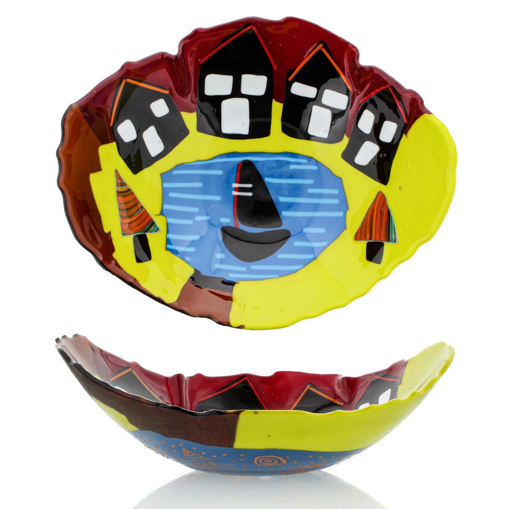 ENVIRONMENTS IN FUSED GLASS