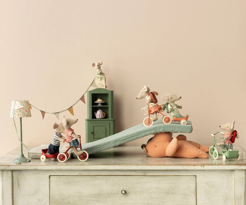 Maileg, Tricycle Mouse, Big Brother with Mint Bag