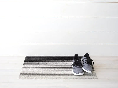 Domino Shag Floor Mat in Black and White