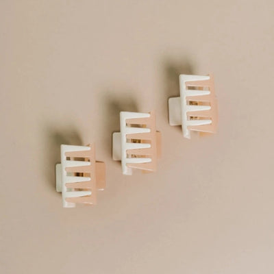 Nat + Noor, Two Tone Hair Claw In Peach