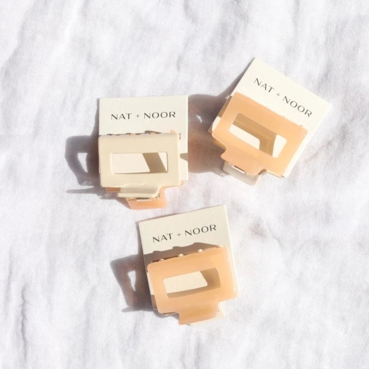 Nat + Noor, Two Tone Hair Claw In Peach