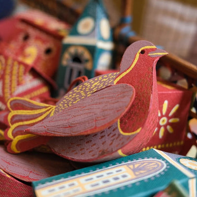 Robin Board Decoration and Ornament