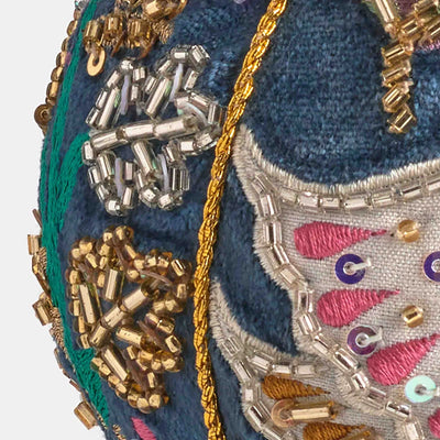 Royal Ornament, Fountaine Bleau