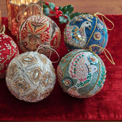 Royal Ornament, Fountaine Bleau