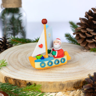 Graupner, "Santa in a Boat!" Ornament