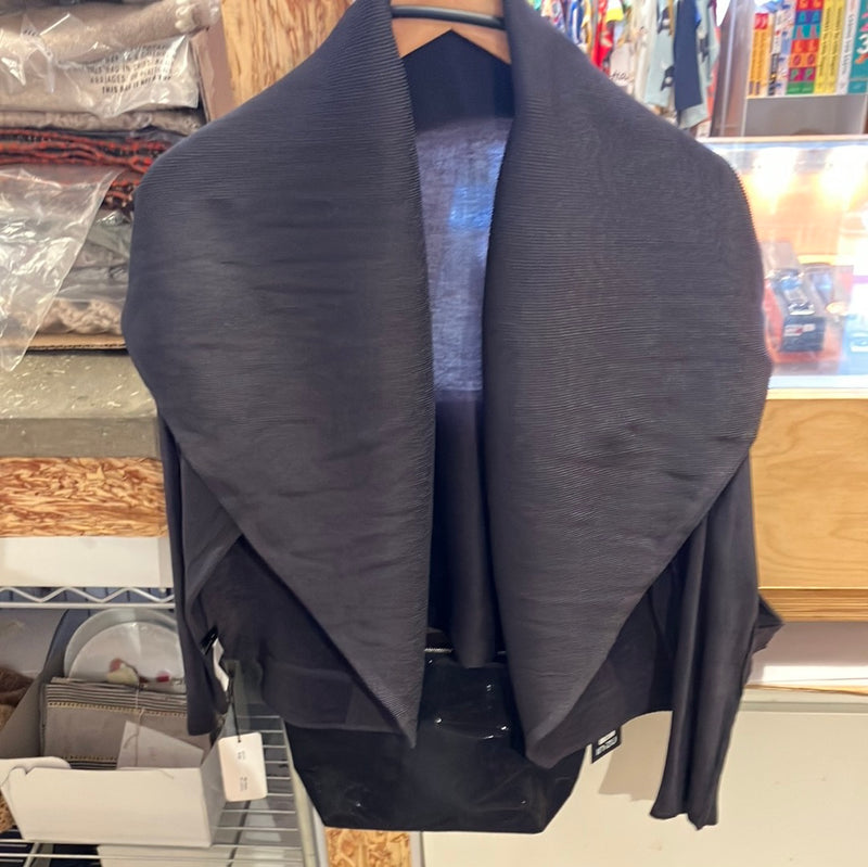 CLOTHING Whirland in Plum Shrig