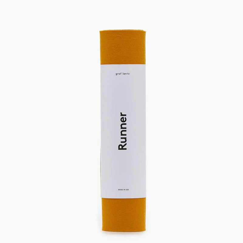Graf Lantz, Table Runner