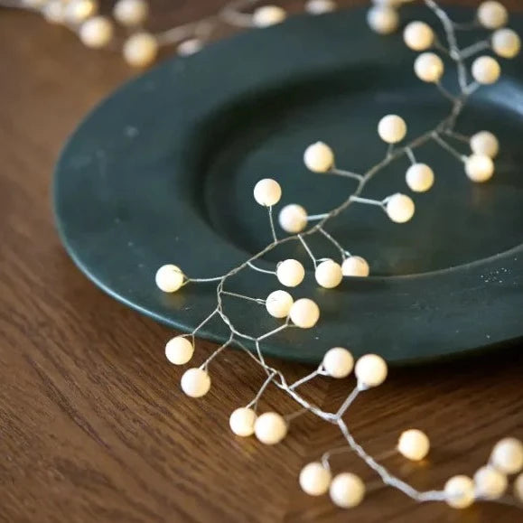 White Snowberry Lights