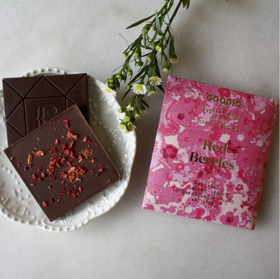 Red Berries Chocolate Bar by Goodio