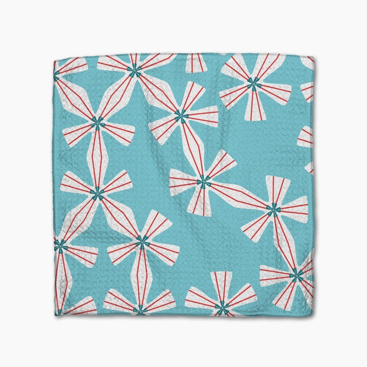 Winter Holly Dishcloth