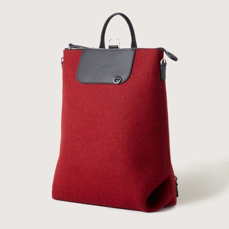 Bedford Merino Wool Backpack in Cherry Black