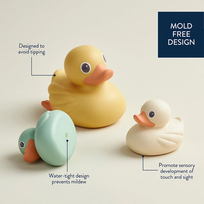Itzy Ducky Family Bath Toys