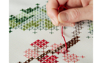 Holly Rectangle Placemats Kit