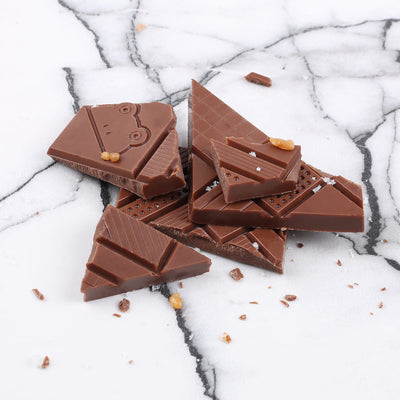 Mona Lisa Milk Chocolate + Caramel Bar