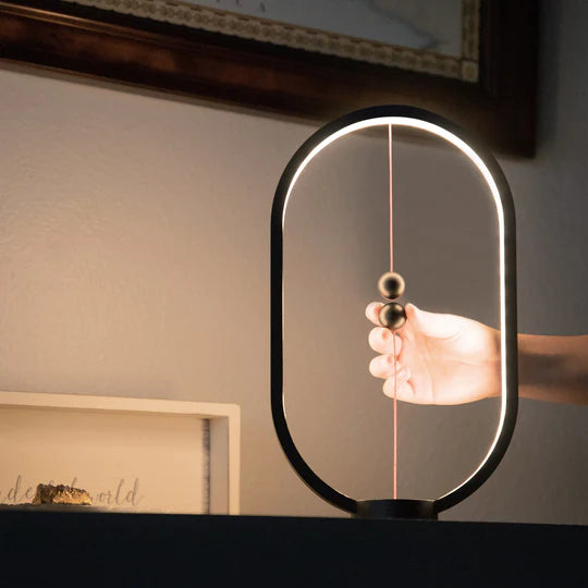 Ellipse Heng Balance Lamp