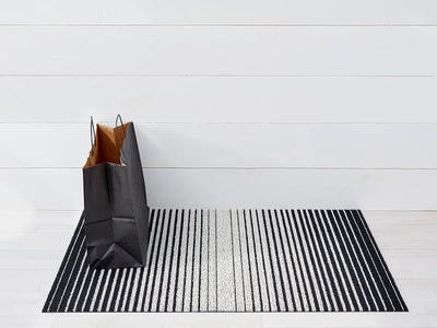 Domino Shag Floor Mat in Black and White