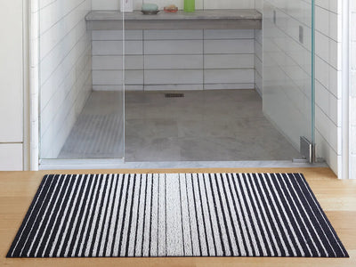 Domino Shag Floor Mat in Black and White