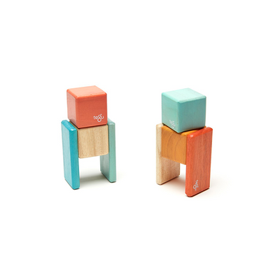 Original Pocket Pouch, 8 Piece Magnetic Wooden Block Set