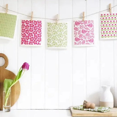 Swedish Dishcloth, Robins