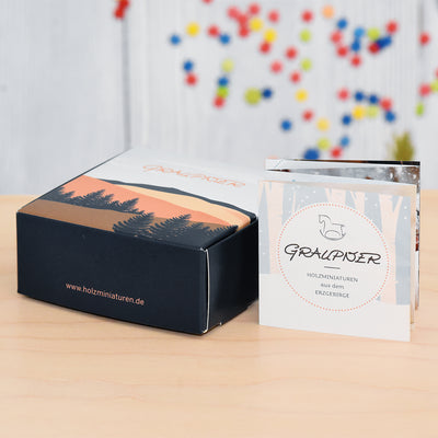 Graupner, Tree Ornament "Santa Claus with Tree Pyramid"