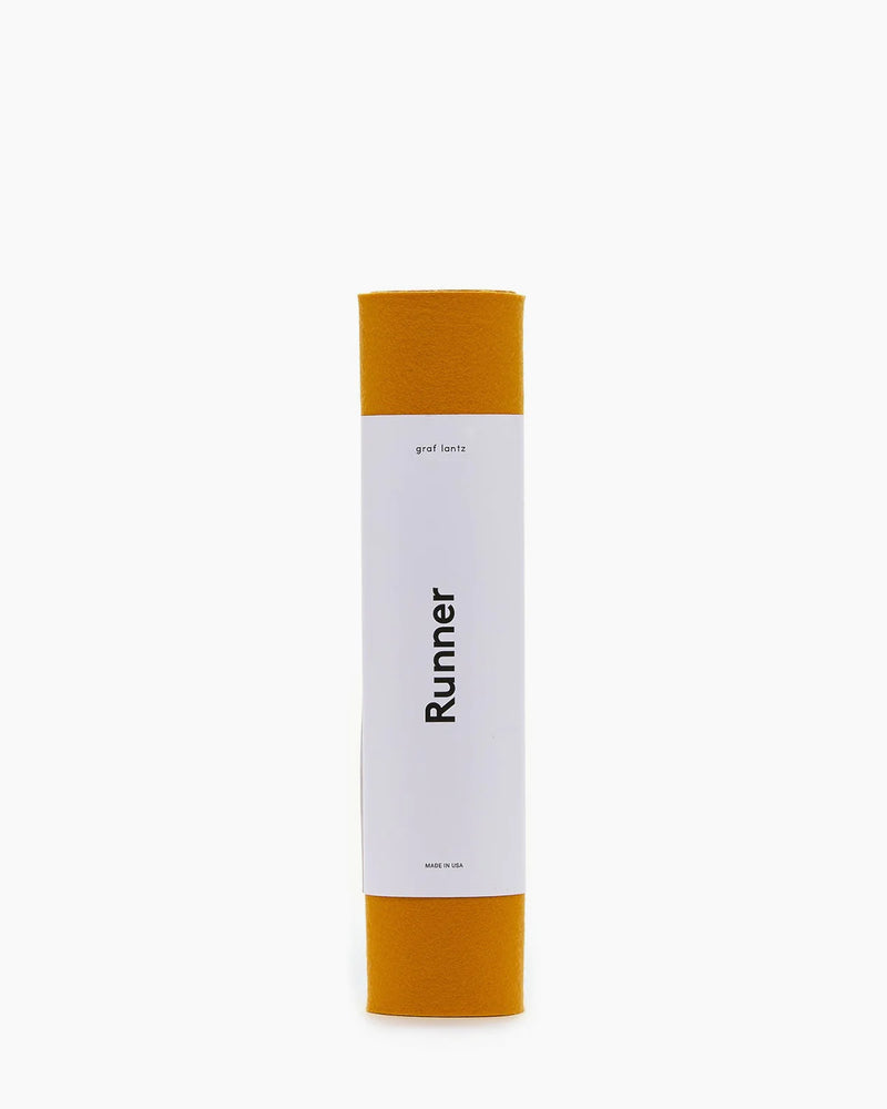 Graf Lantz, Table Runner