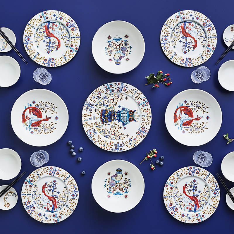 Iittala, Taika: 11" Dinner Plate in White