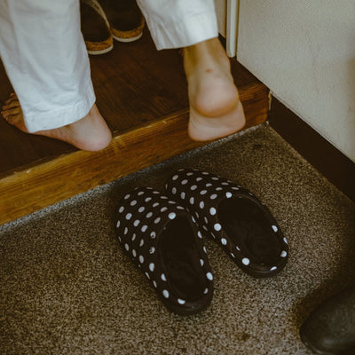 SUBU, Indoor Outdoor Slippers in Polka Dot