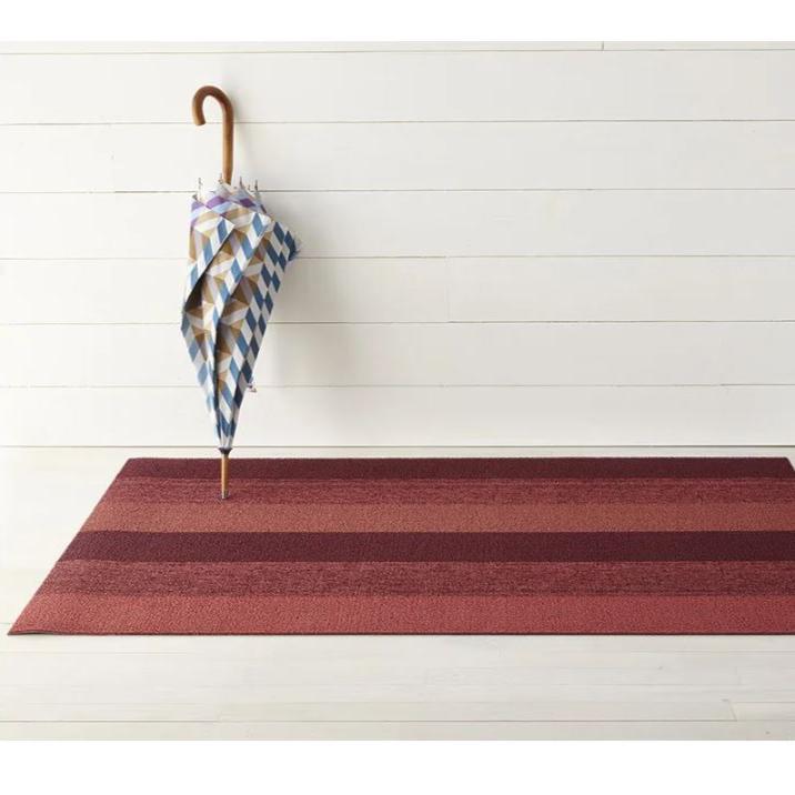 Marbled Stripe Shag Floor Mat in Ruby