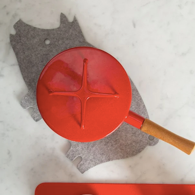 Pig Trivet in Pink