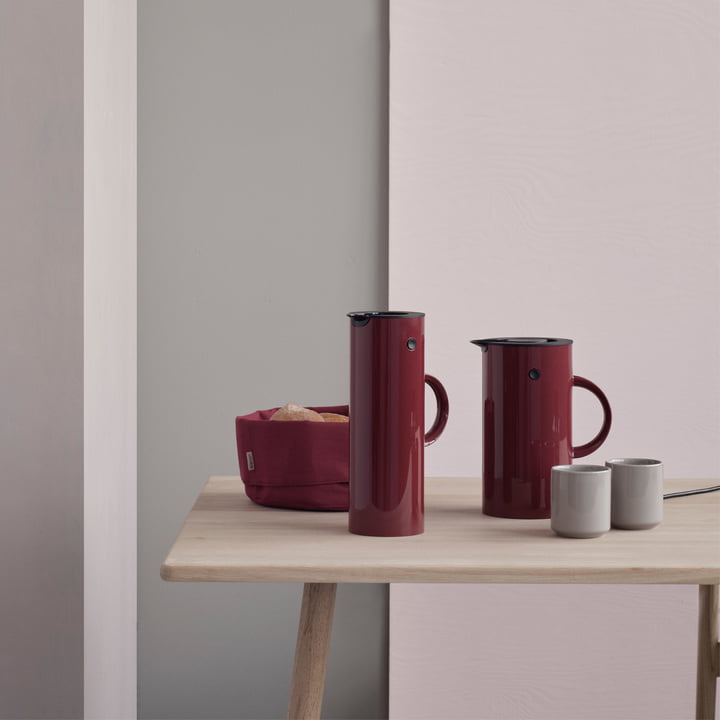 Stelton Vaccum Jug, Red