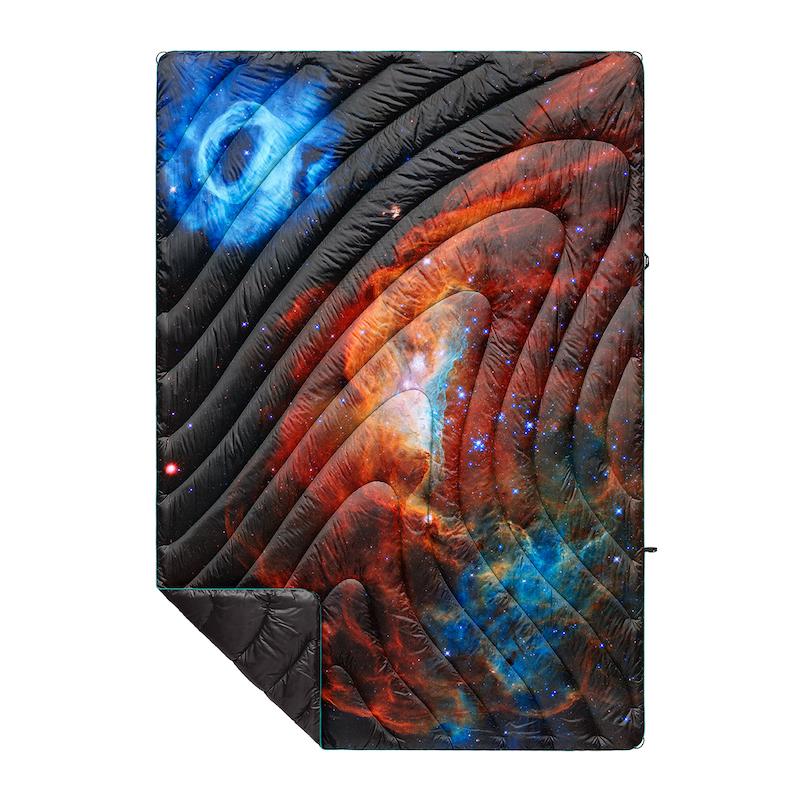 Rumpl, Puffy Blanket in Cosmic Reef