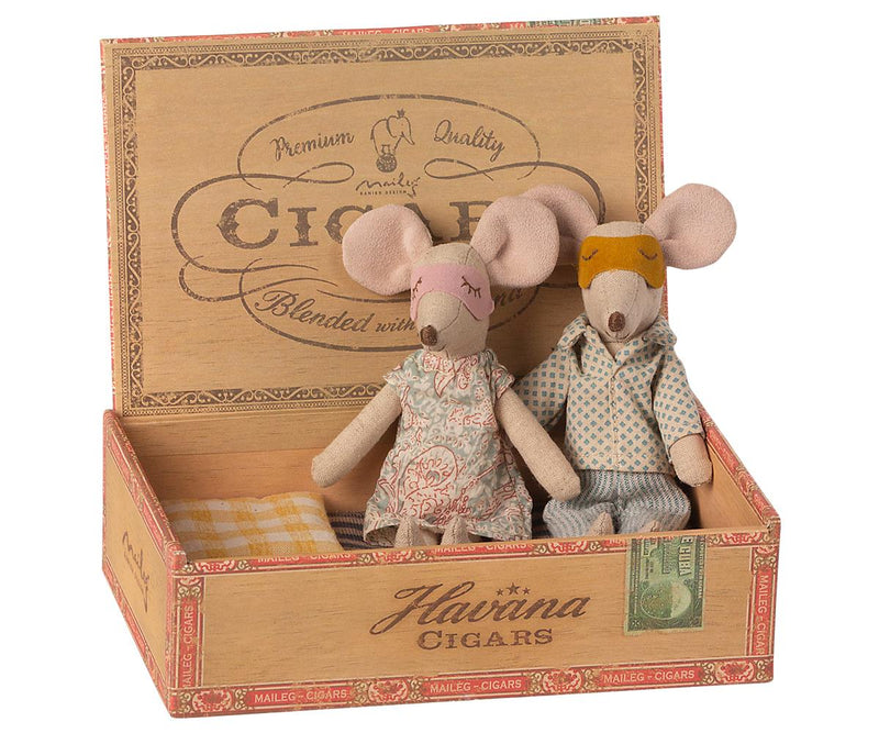 Maileg, Mum and Dad Mice in Cigar Box