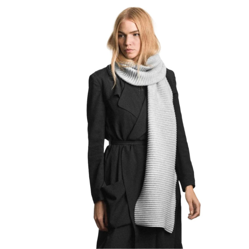 Long Pleece Scarf in Light Grey